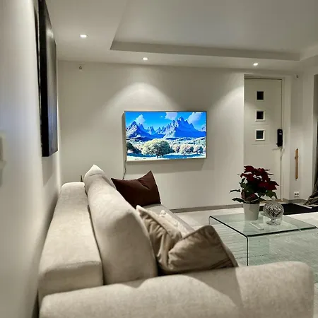 Tromsoluxe Estate Lägenhet